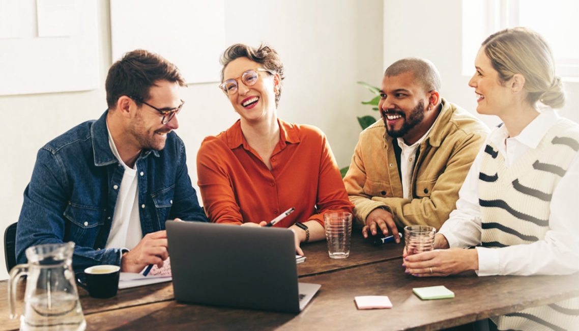Cómo utilizar la co-creación con clientes para lograr experiencias exitosas