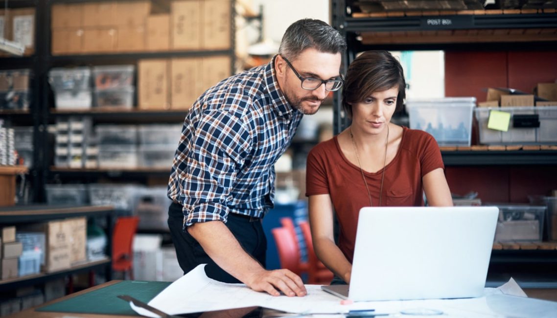 Empatía emocional: cómo actuar frente a las reseñas negativas de los clientes