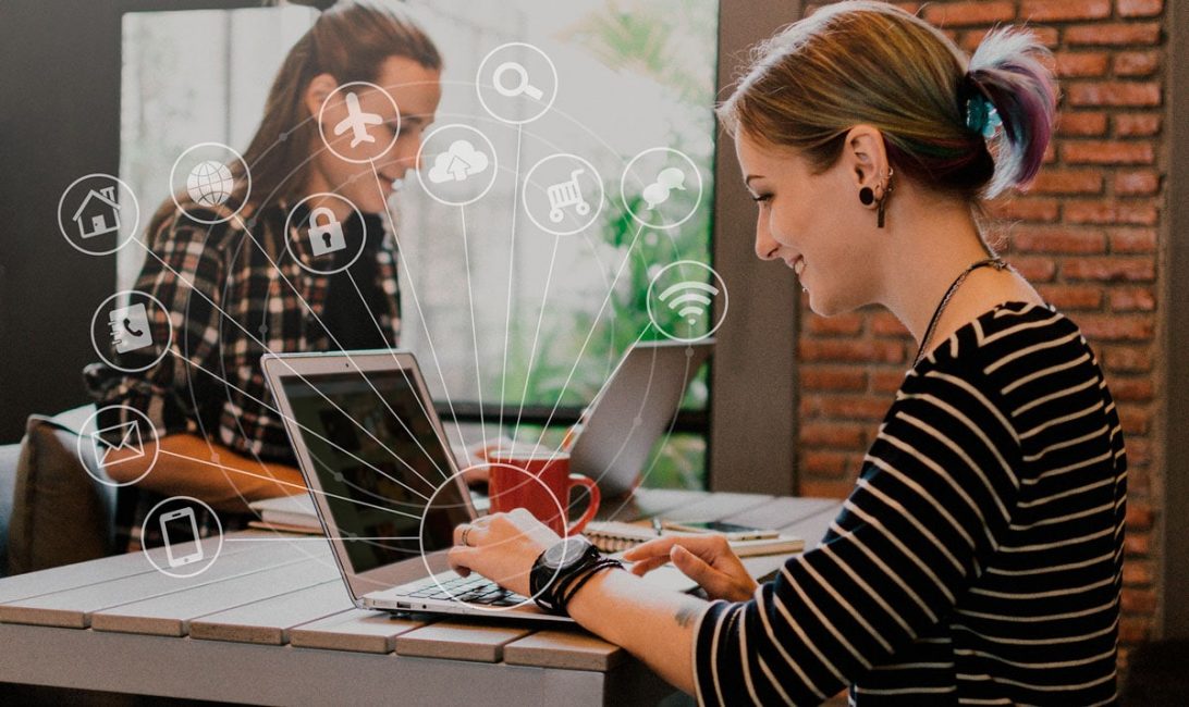 Cómo los dispositivos basados en el IoT pueden mejorar la Experiencia de Cliente